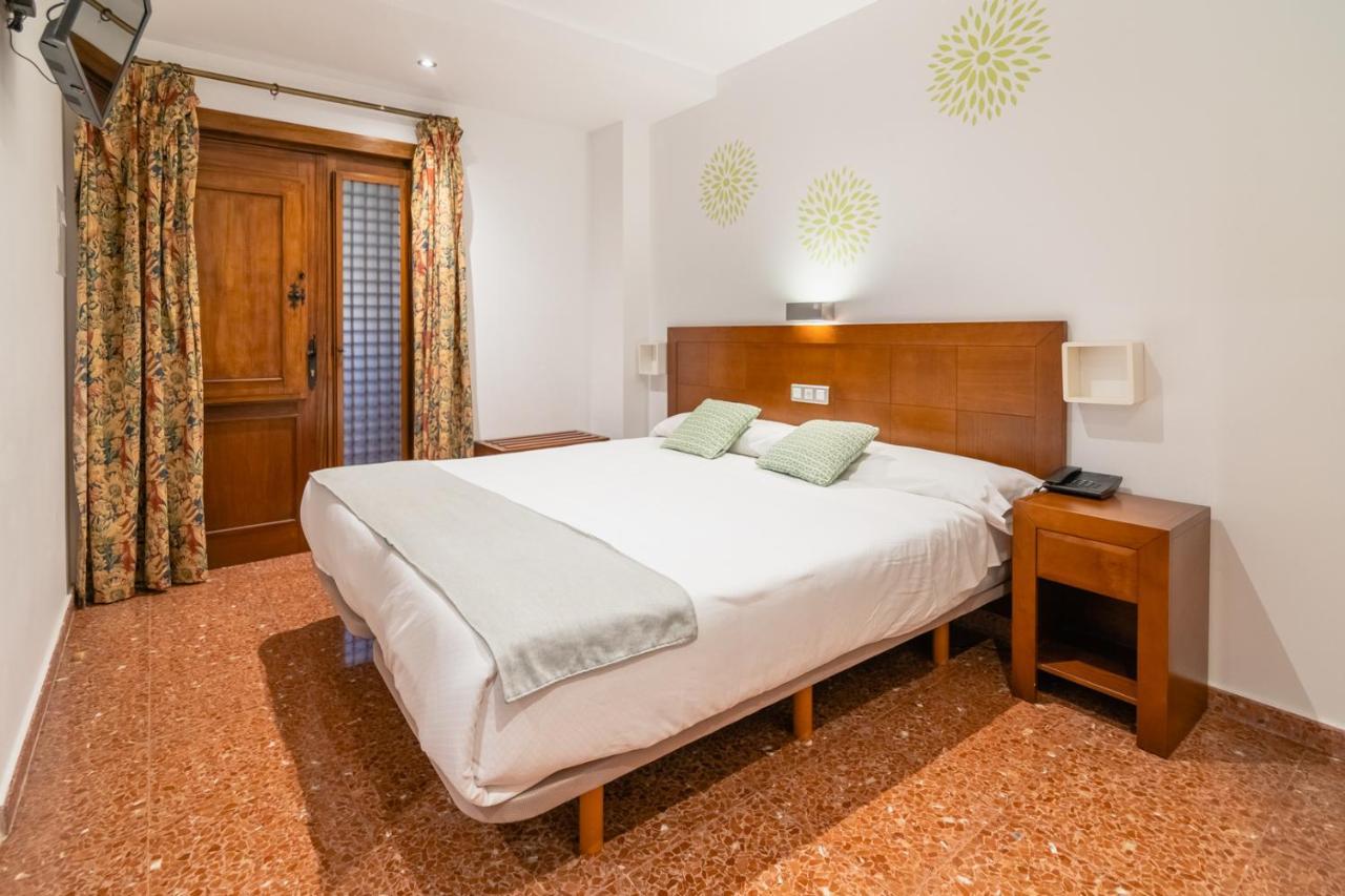 Hotel Riad Arruzafa Kordoba Bagian luar foto